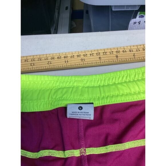 Acubi mermaidcore fairycore Nike Women's Dri-Fit Shorts Pink/Green Size Large - Picture 3 of 4